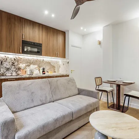 Superb Flat - 1bdr 2p - Monceau *