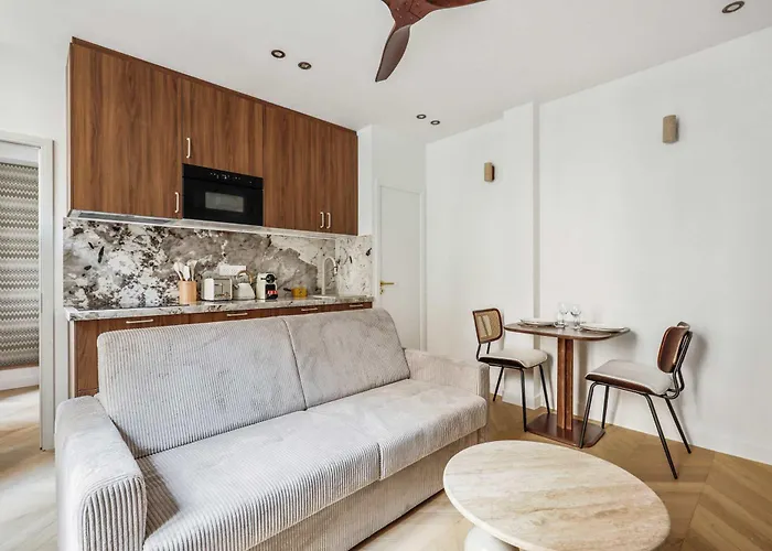 Superb Flat - 1bdr 2p - Monceau *